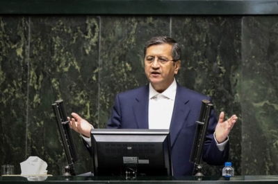 همتی: ایران در چنبره قاچاق، ناترازی و رانت خواری قرار گرفته است | در جنگ اقتصادی پیروز می شویم