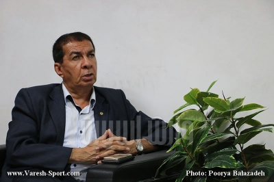معاون وزیر ورزش، بی اطلاع از ورزش