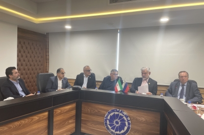 رییس اتاق بازرگانی گیلان عنوان کرد  : گیلان محور توسعه روابط ایران و روسیه / حذف ویزا به گسترش روابط تجاری و فرهنگی دو کشور کمک می کند