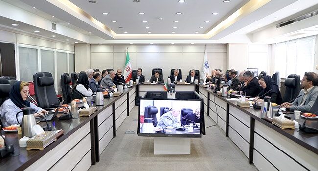 حسین سلاح ورزی در نشست هیات رئیسه اتاق ایران با اعضای هیات نمایندگان اتاق رشت/ اتاق ایران و اتاق‌های سراسر کشور بودجه عملیاتی تدوین می‌کنند